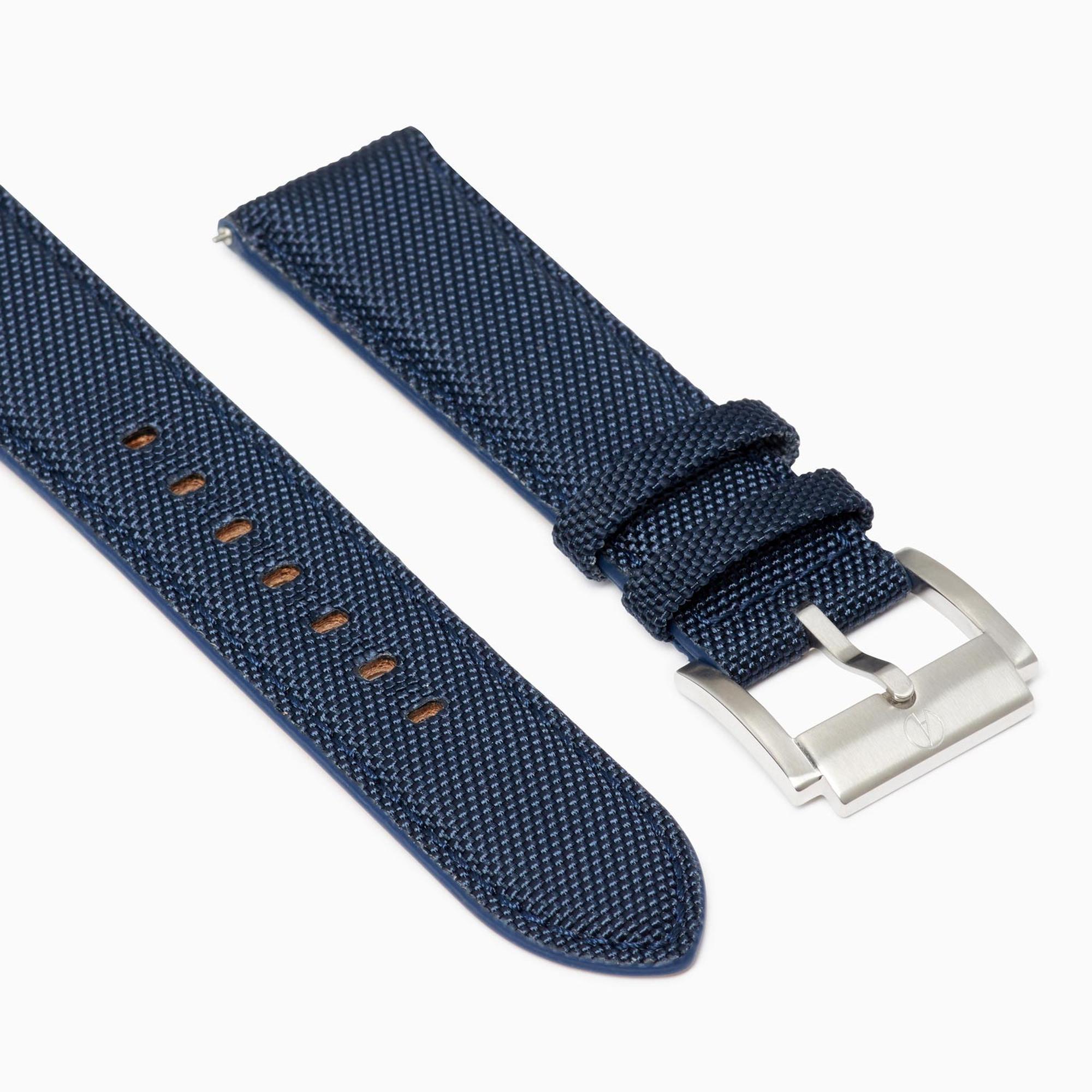 Accurist Origin Men's Navy Canvas 22mm Strap